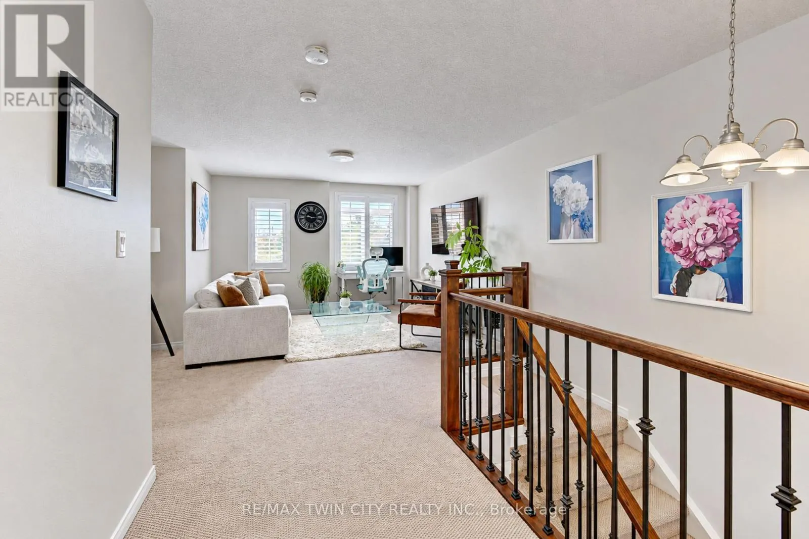 541 BRITTANIA CRESCENT