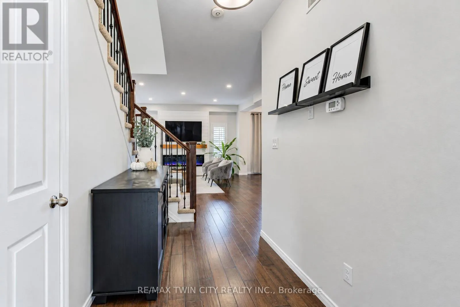 541 BRITTANIA CRESCENT