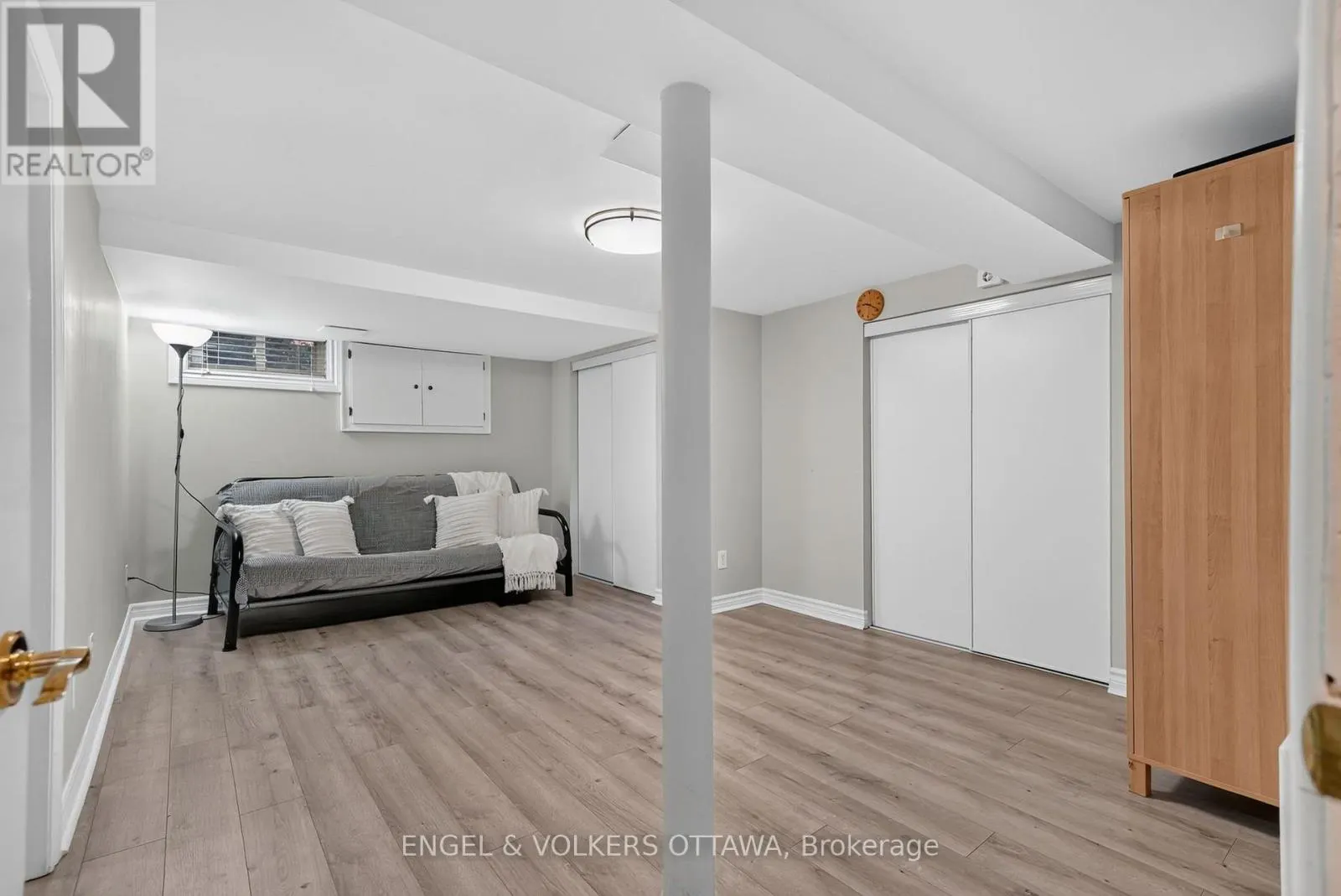 122 RENFREW AVENUE