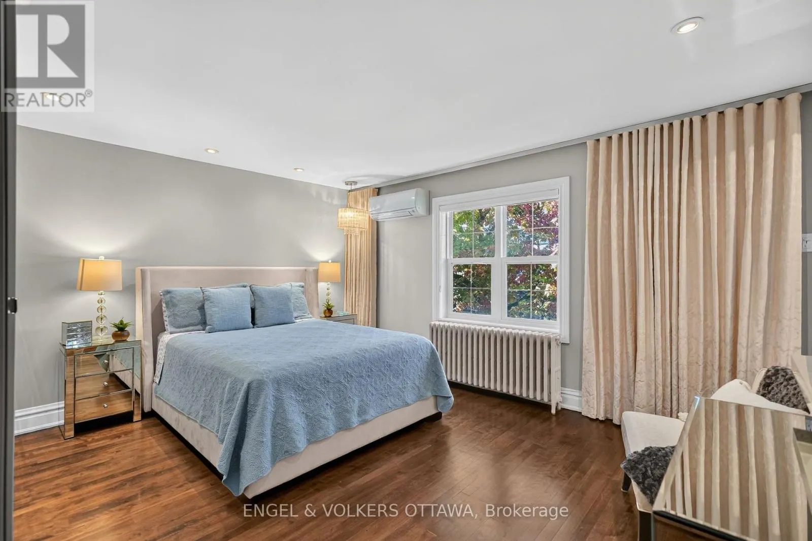 122 RENFREW AVENUE