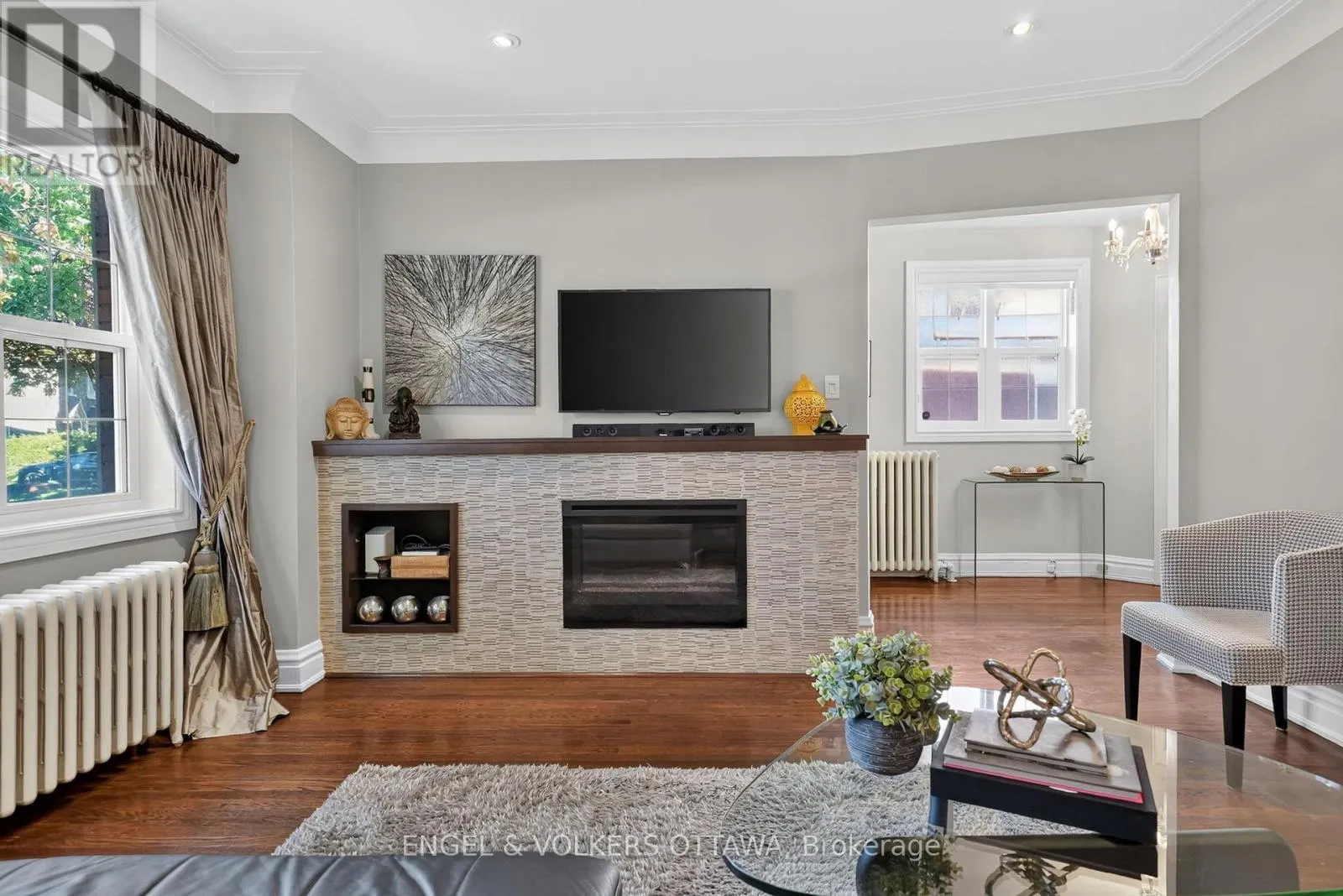 122 RENFREW AVENUE