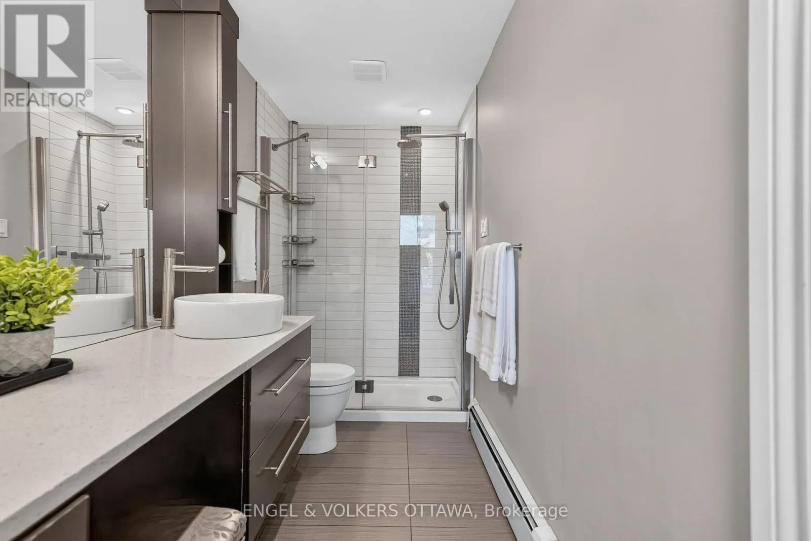 122 RENFREW AVENUE