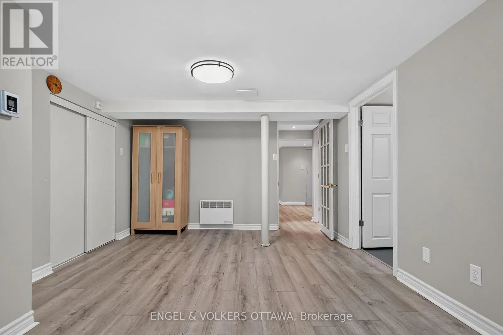 122 RENFREW AVENUE