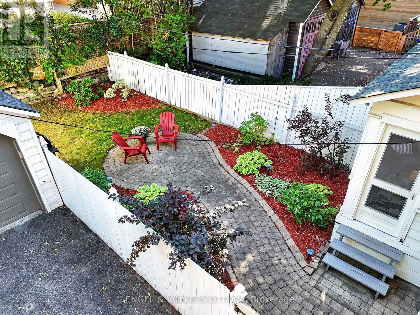 122 RENFREW AVENUE
