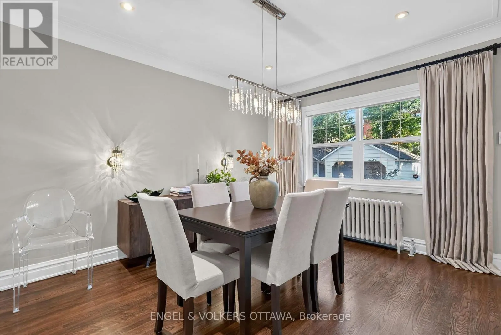122 RENFREW AVENUE