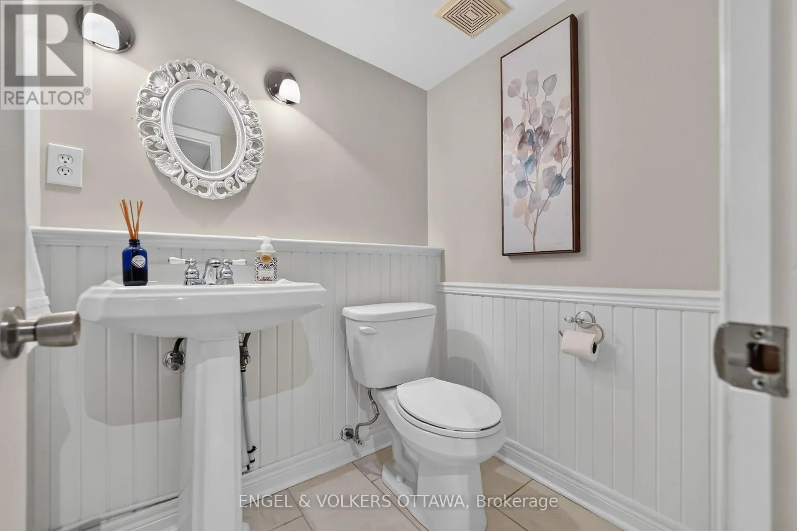 122 RENFREW AVENUE