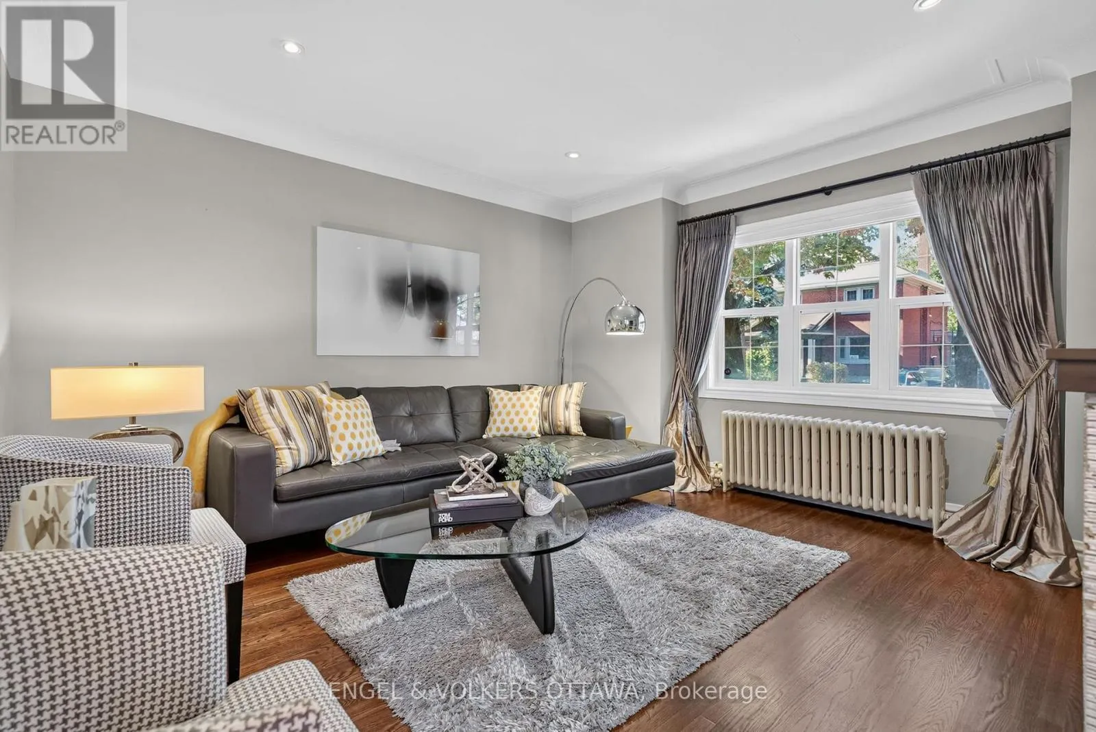 122 RENFREW AVENUE