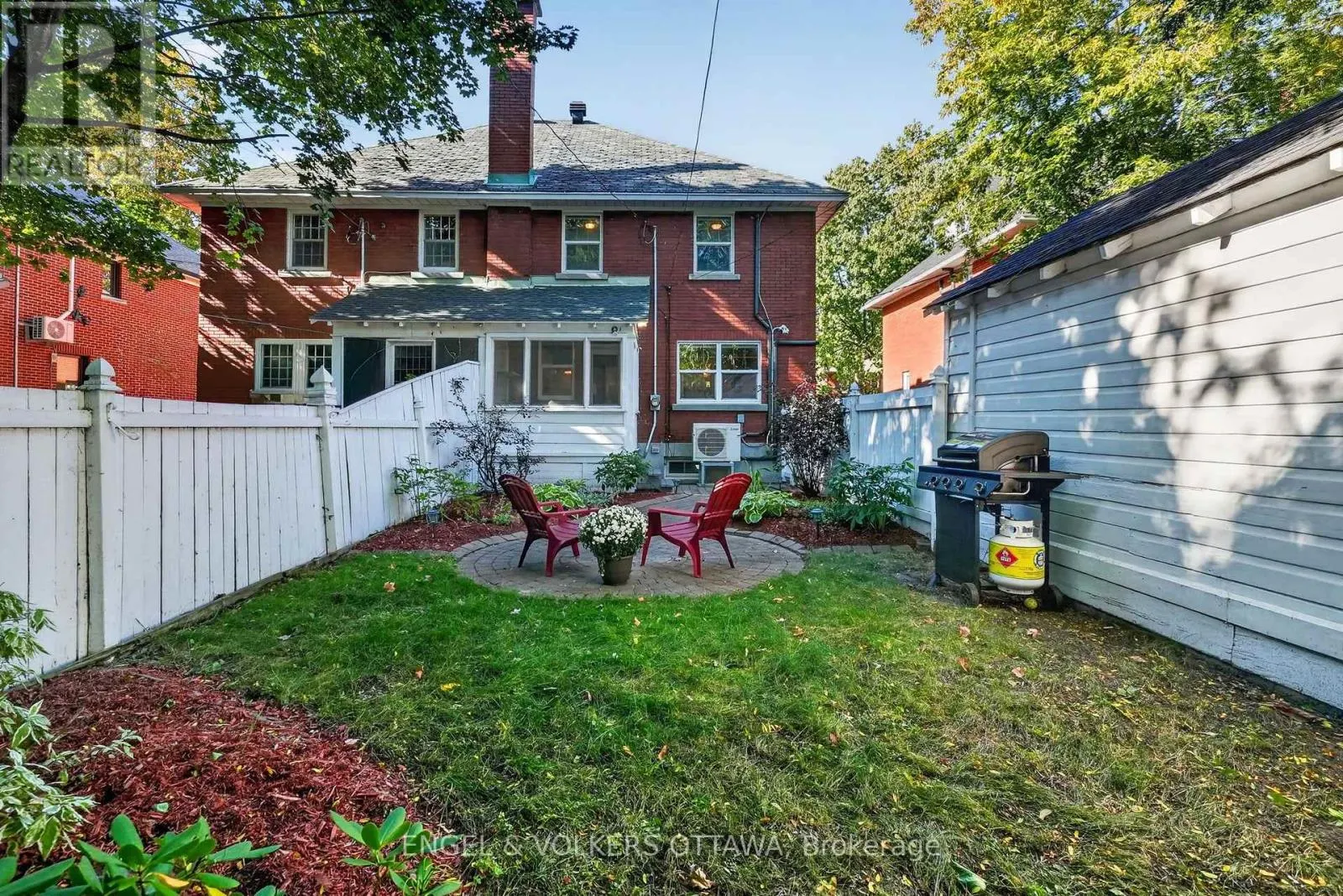 122 RENFREW AVENUE