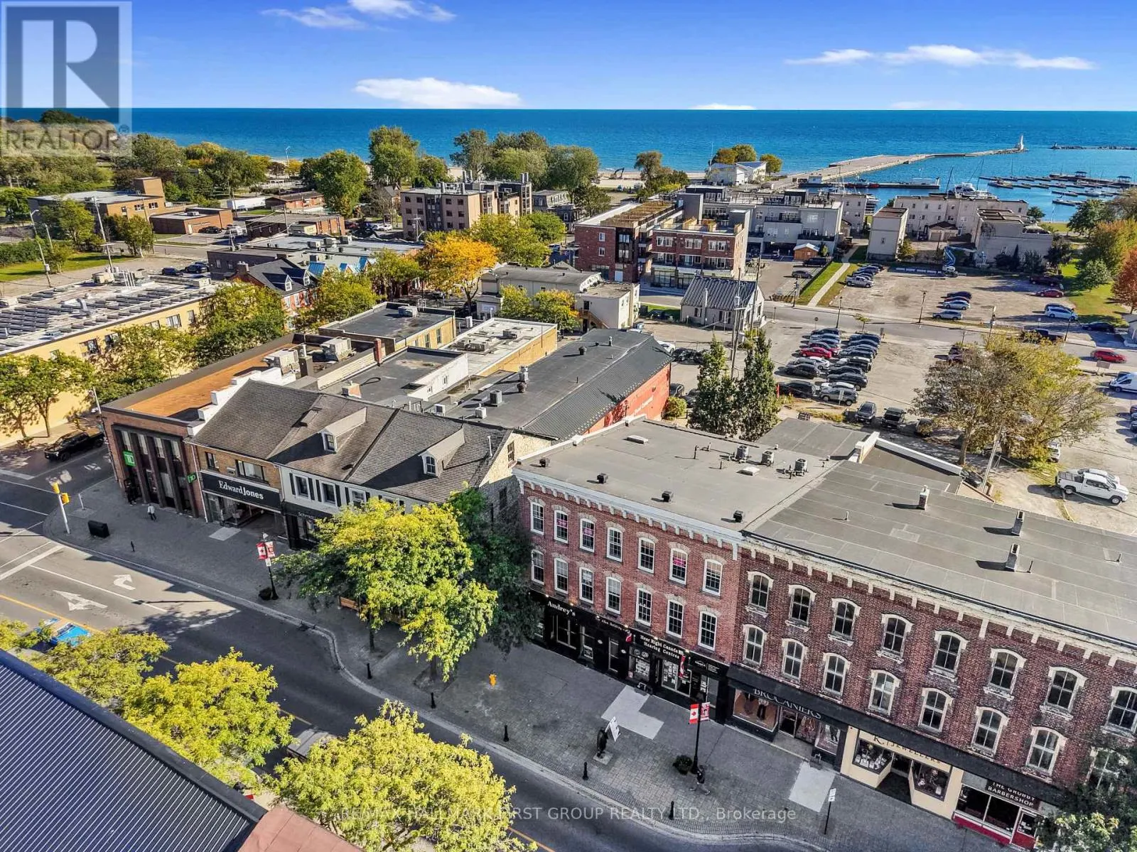 202 - 19 KING STREET W
