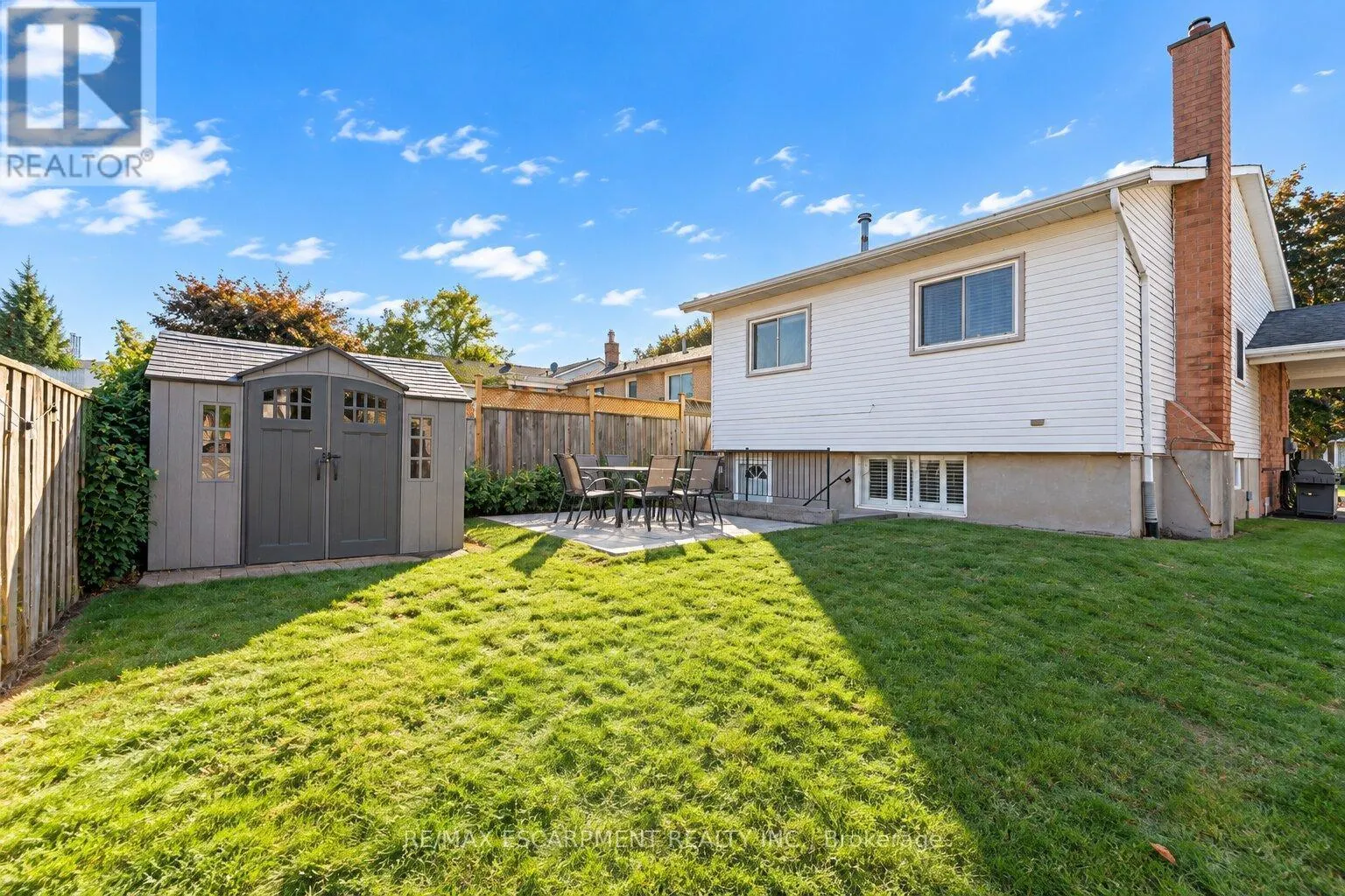 6 SANDRA CRESCENT
