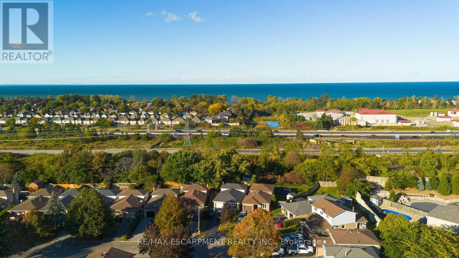 6 SANDRA CRESCENT