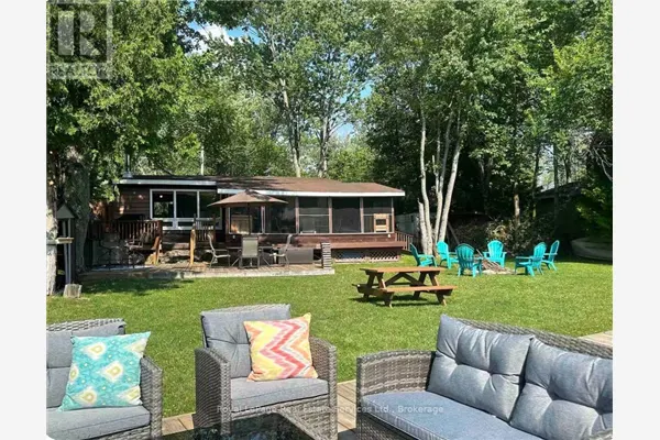 166 MOORINGS DRIVE