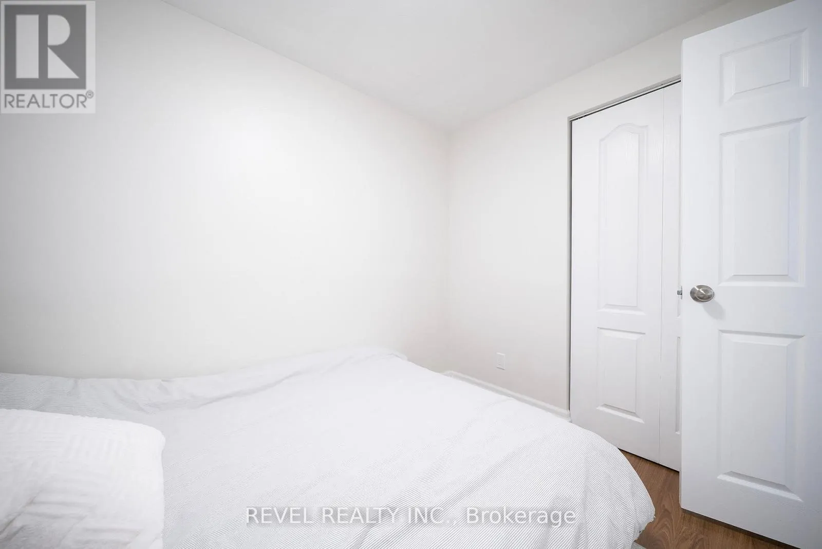 41 - 273 ELGIN STREET