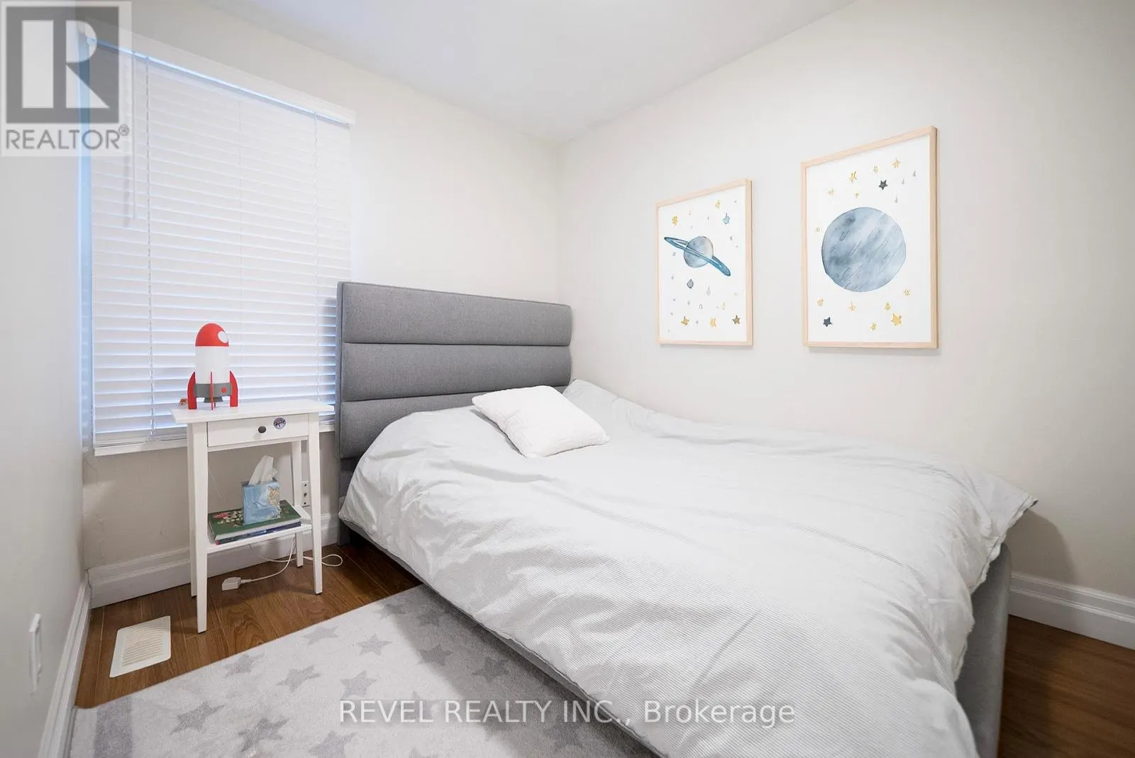 41 - 273 ELGIN STREET