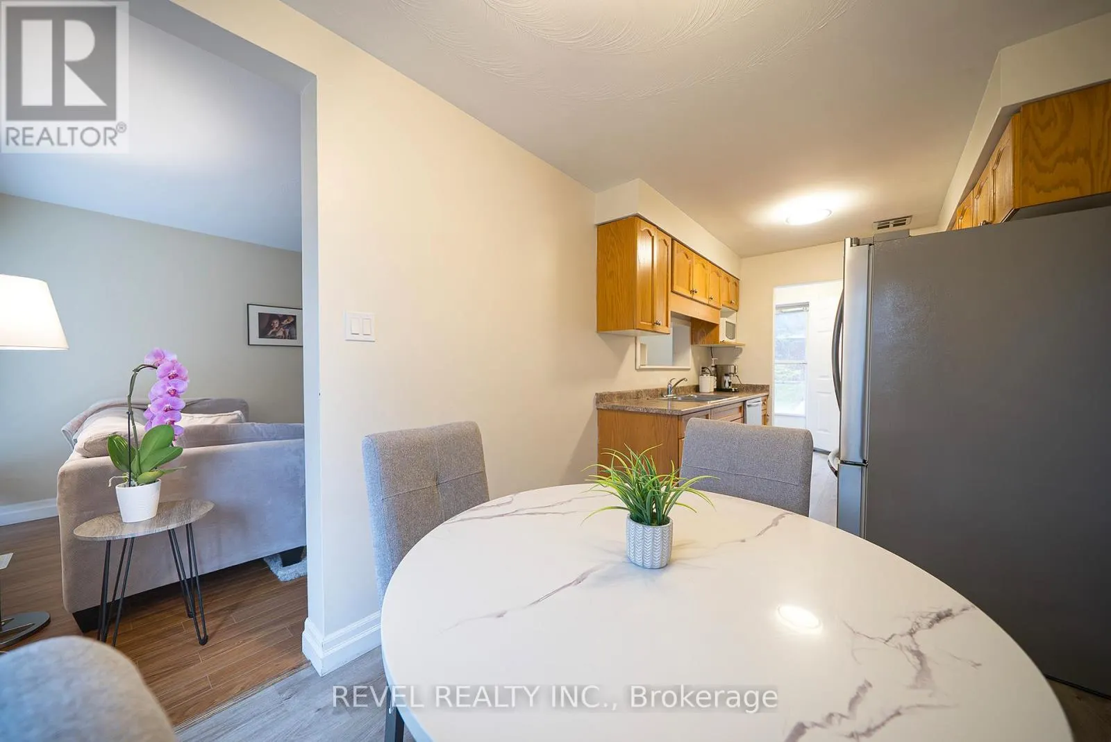 41 - 273 ELGIN STREET