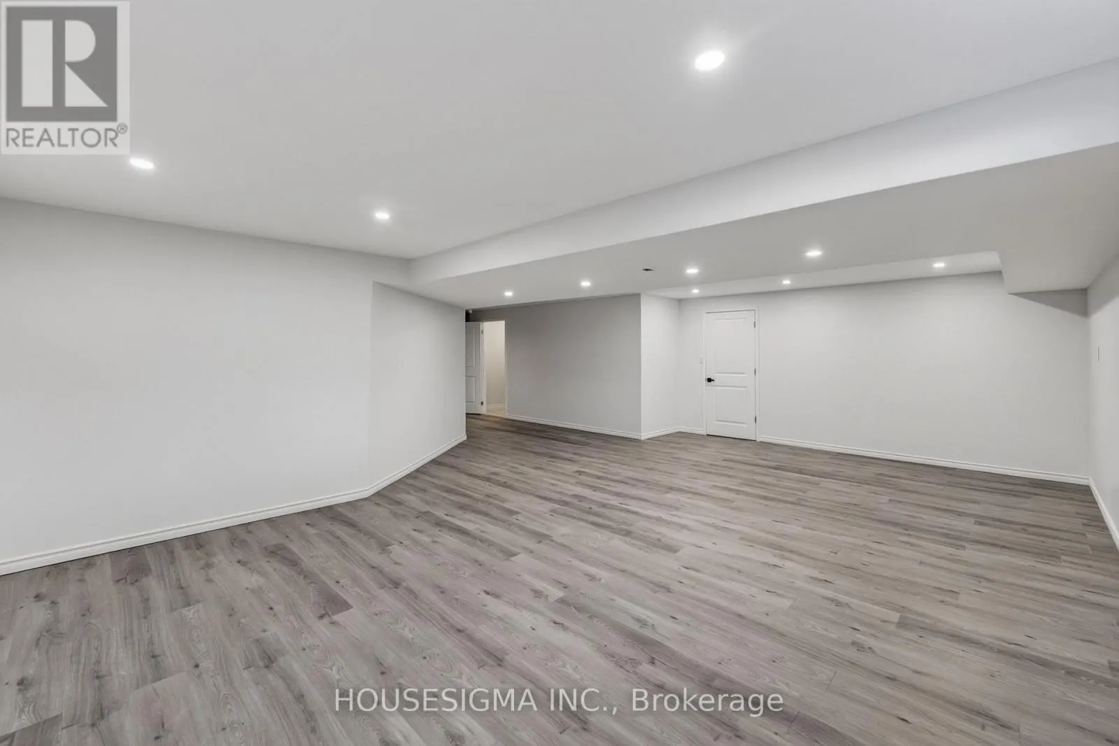 11 - 154 PORT ROBINSON ROAD
