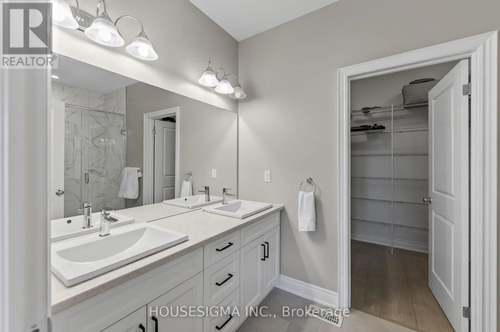 11 - 154 PORT ROBINSON ROAD