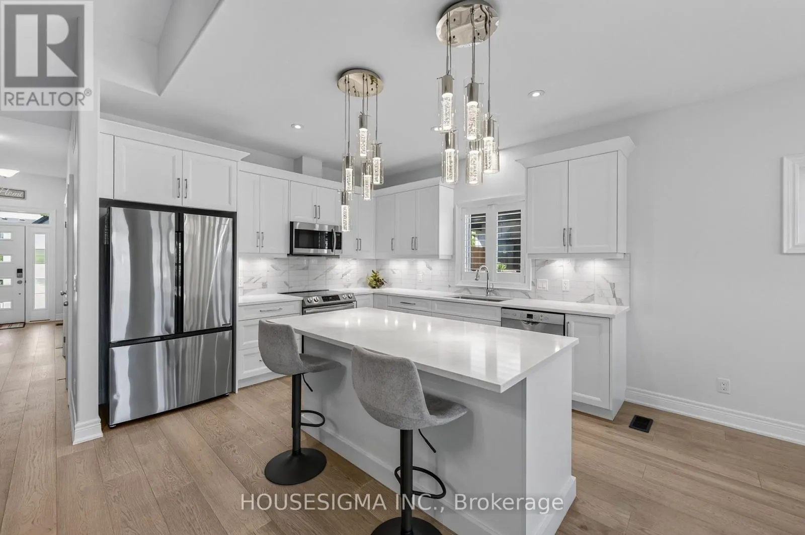 11 - 154 PORT ROBINSON ROAD