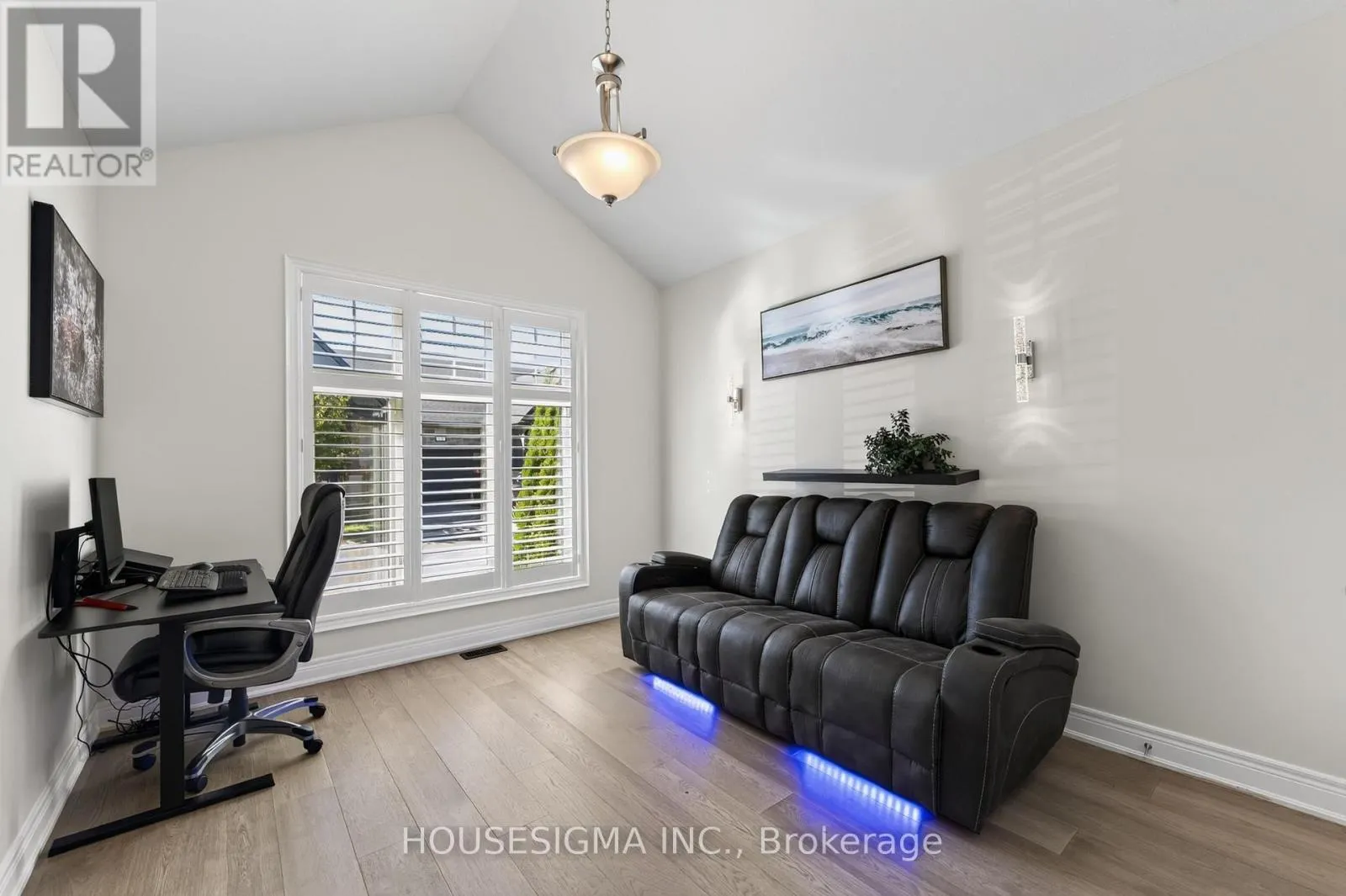 11 - 154 PORT ROBINSON ROAD
