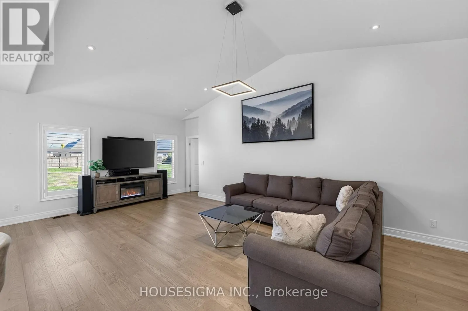 11 - 154 PORT ROBINSON ROAD