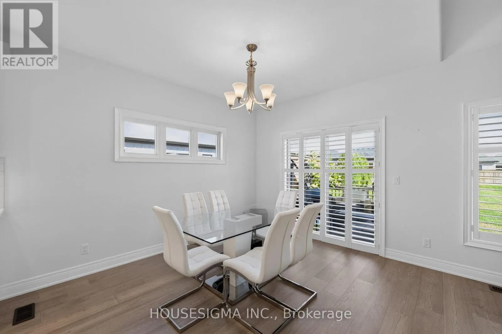 11 - 154 PORT ROBINSON ROAD