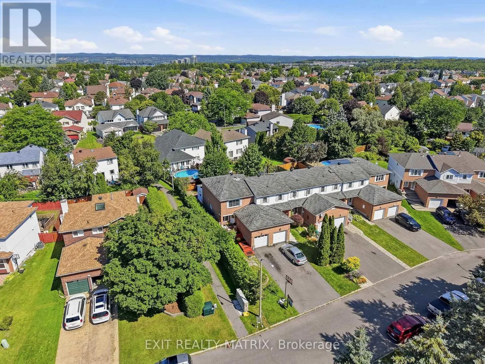 751 CLEARCREST CRESCENT