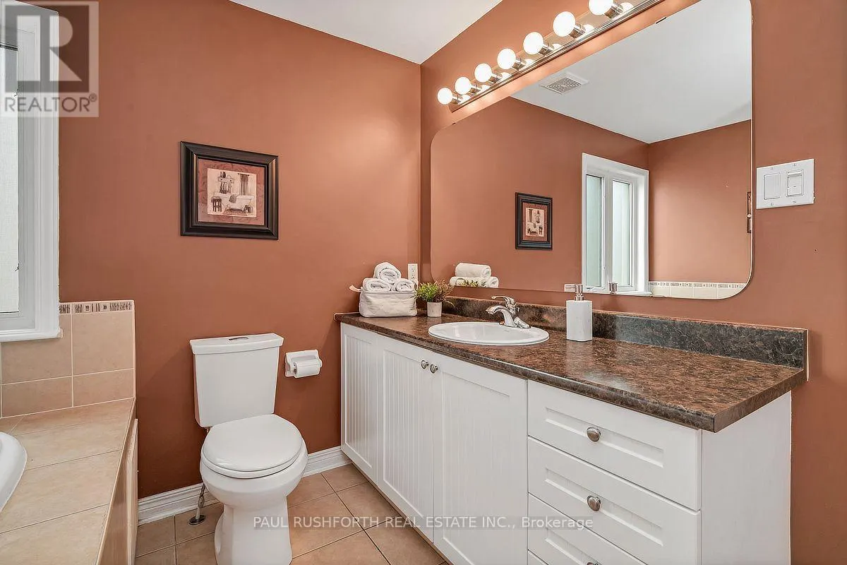 422 CLARIDGE DRIVE