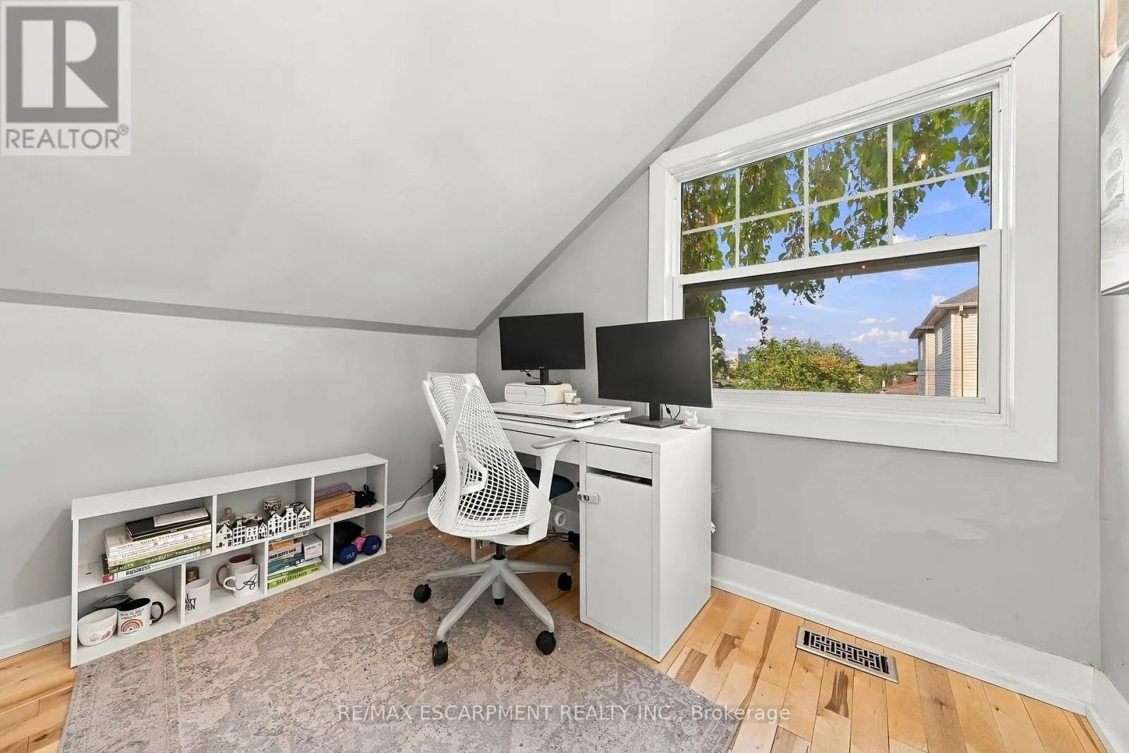 1231 DUNSMURE ROAD