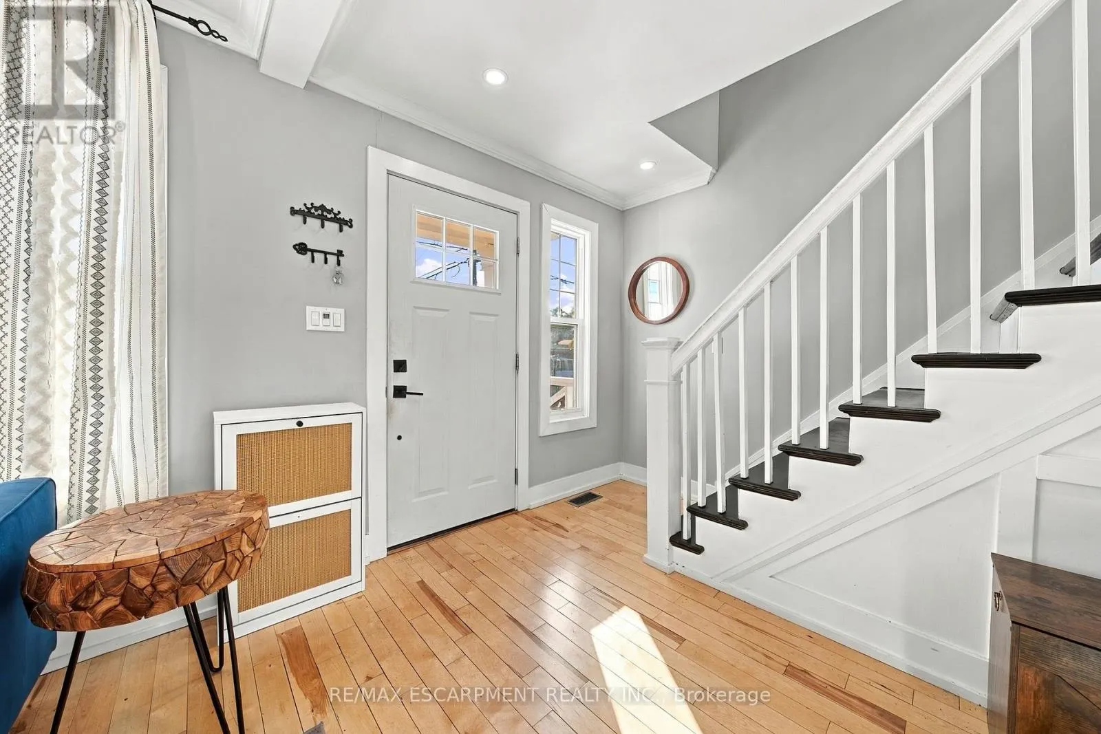 1231 DUNSMURE ROAD