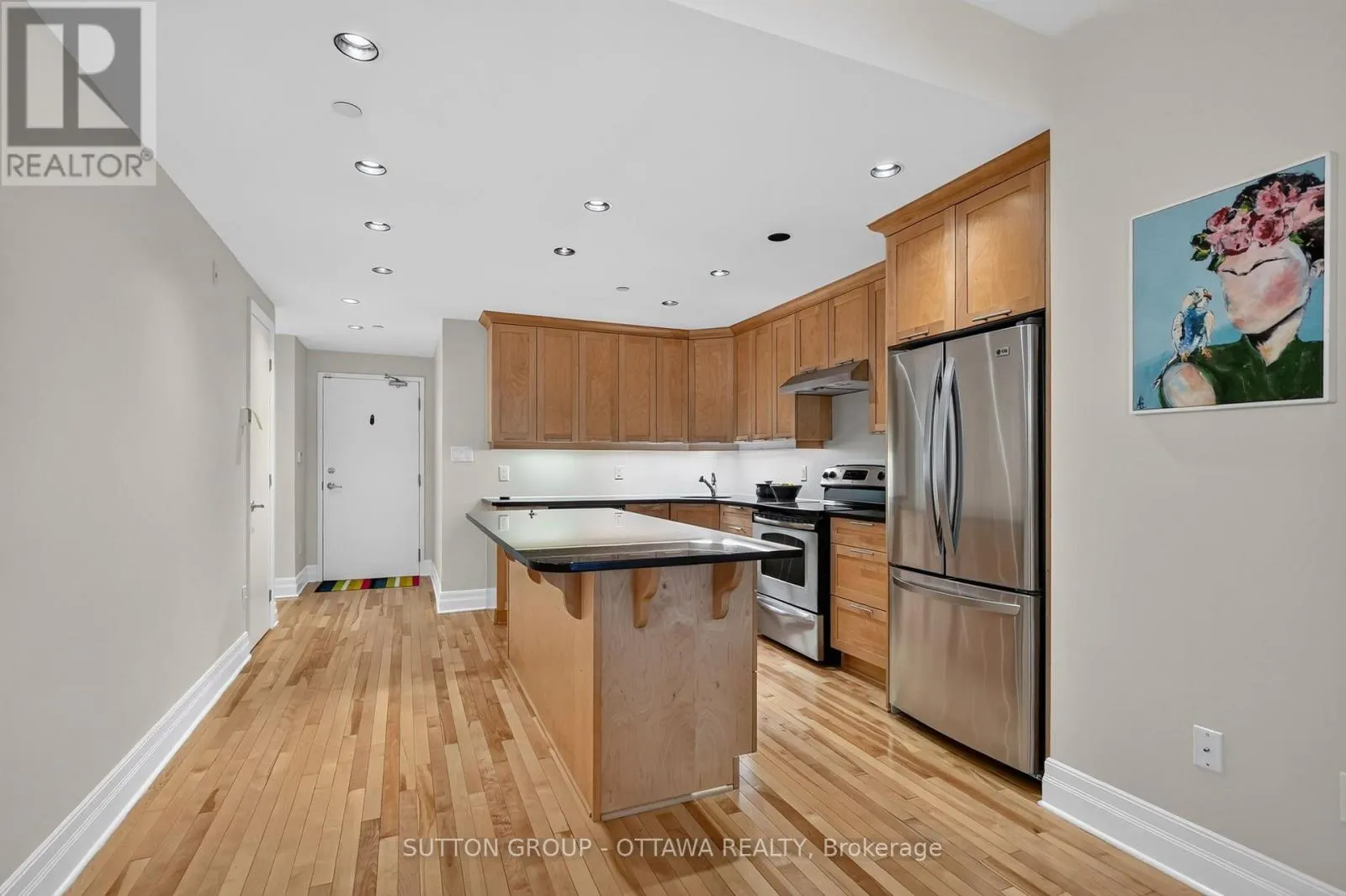 103 - 950 MARGUERITE AVENUE