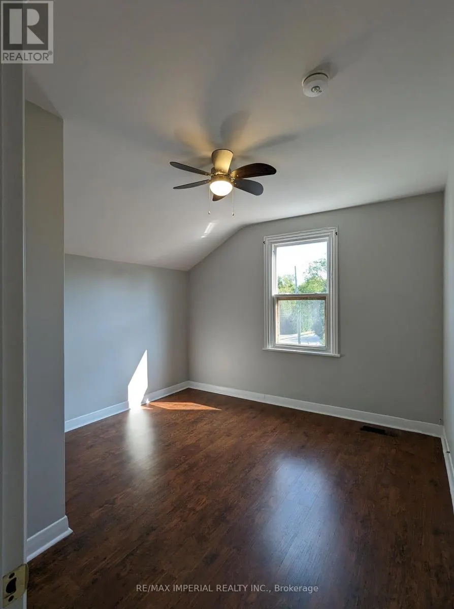 UPPER - 2 HURON STREET