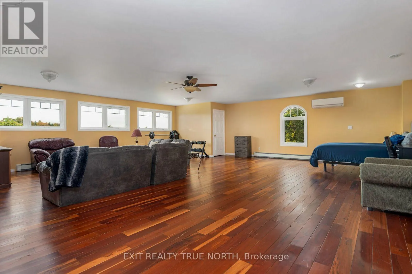 145489 16 SIDE ROAD