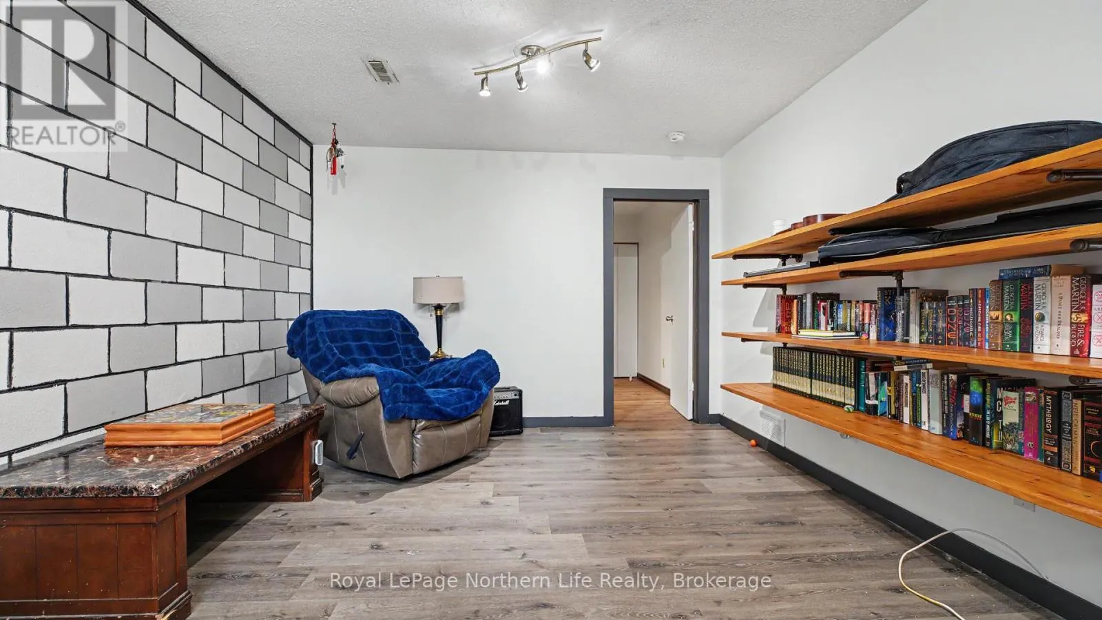 811 TACKABERRY DRIVE
