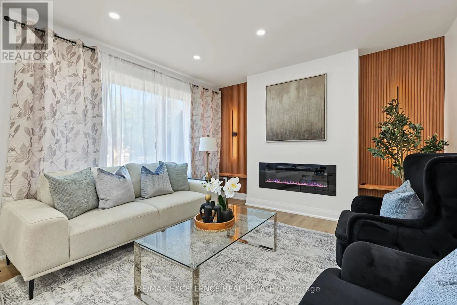 98 WISE CRESCENT