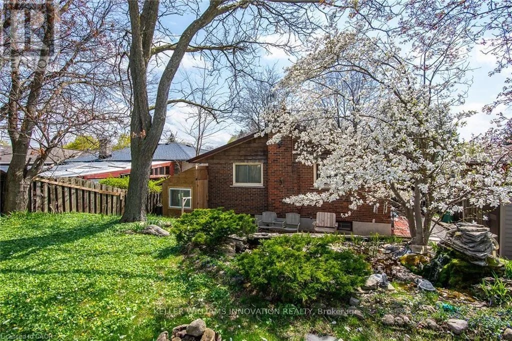 128 BRIAR KNOLL DRIVE