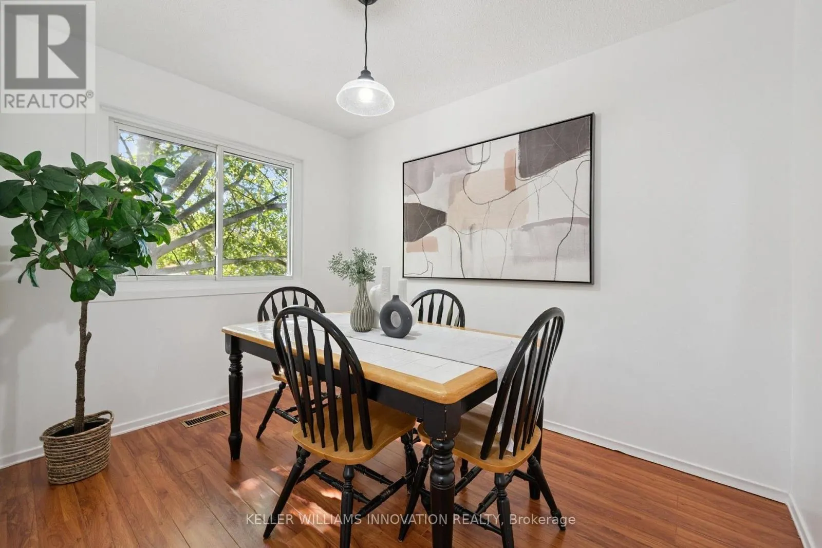 128 BRIAR KNOLL DRIVE