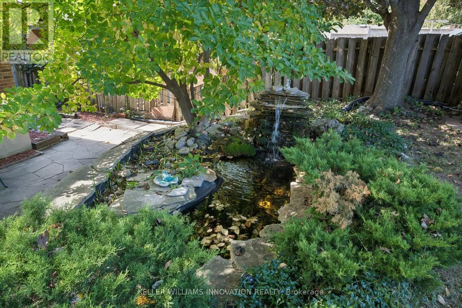 128 BRIAR KNOLL DRIVE