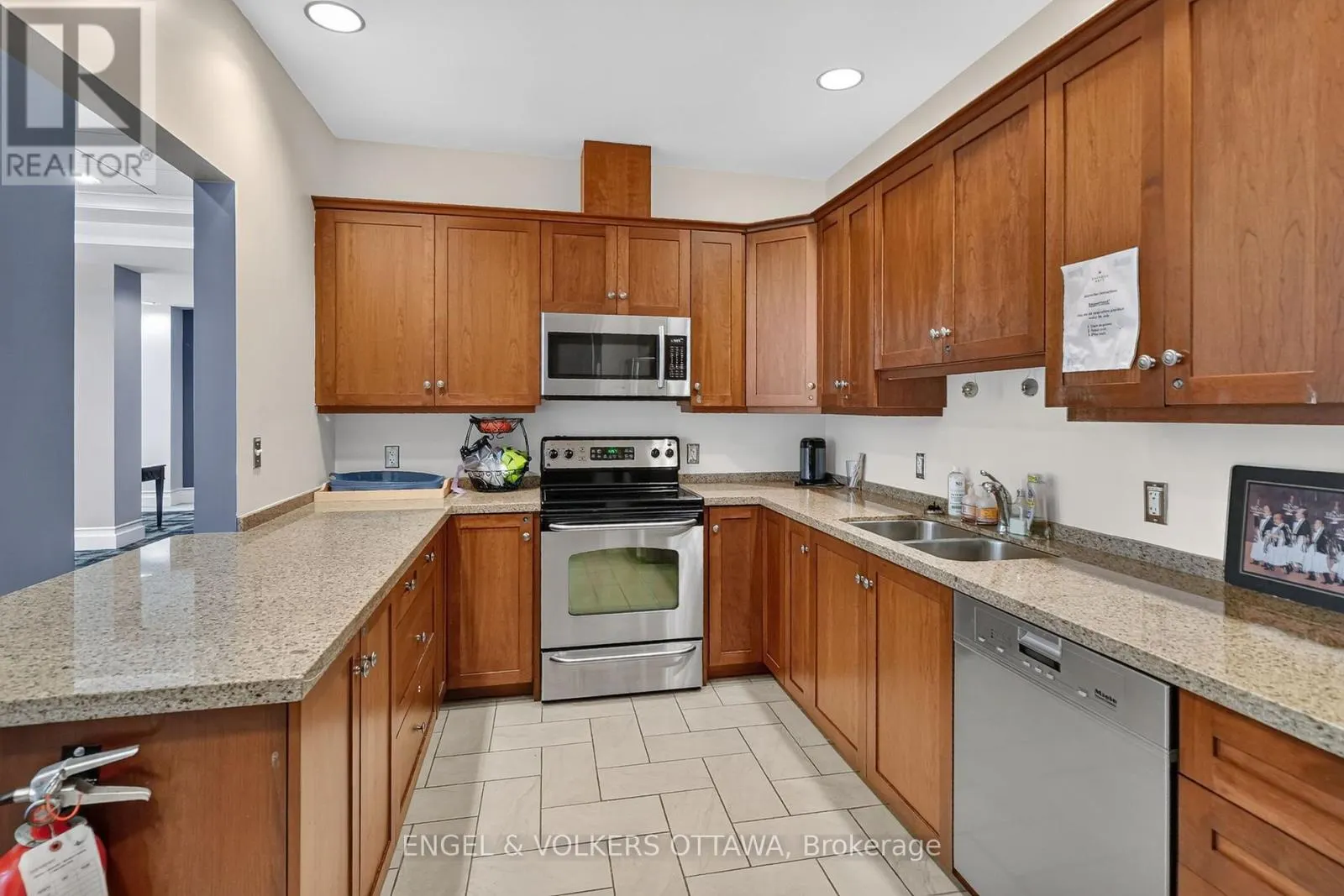 1608 - 3580 RIVERGATE WAY