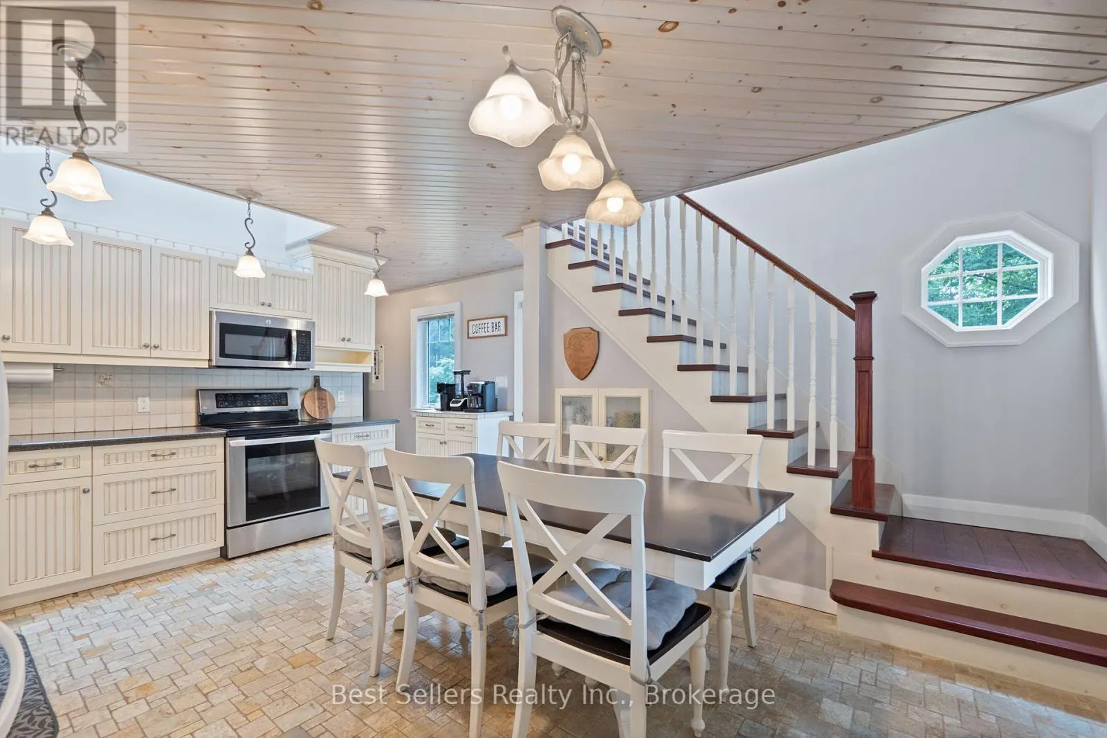 1622 HOUSEYS RAPIDS ROAD