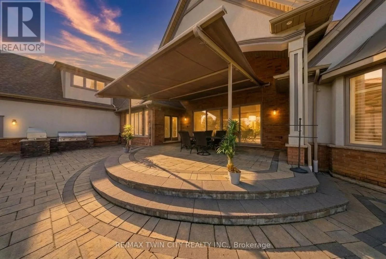 29 WALLACE COURT
