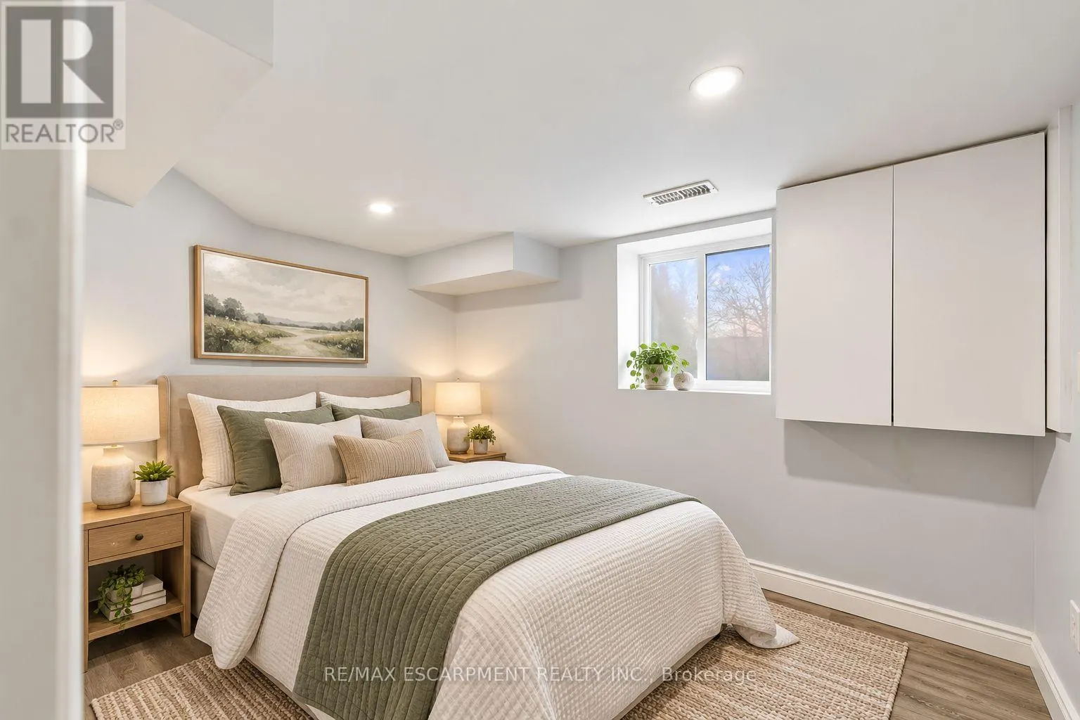 284 EAST 21ST STREET