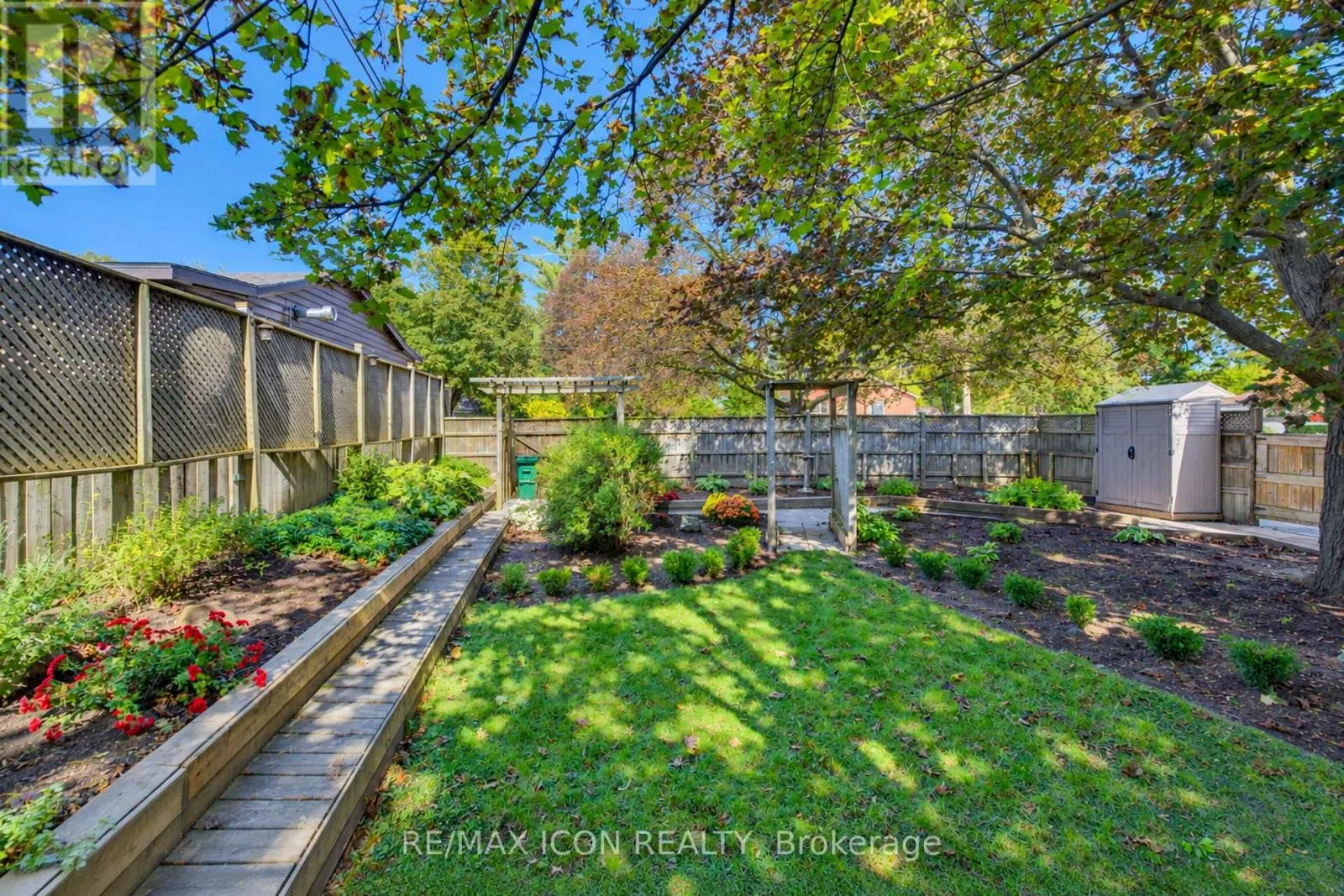 64 LOWREY AVENUE S