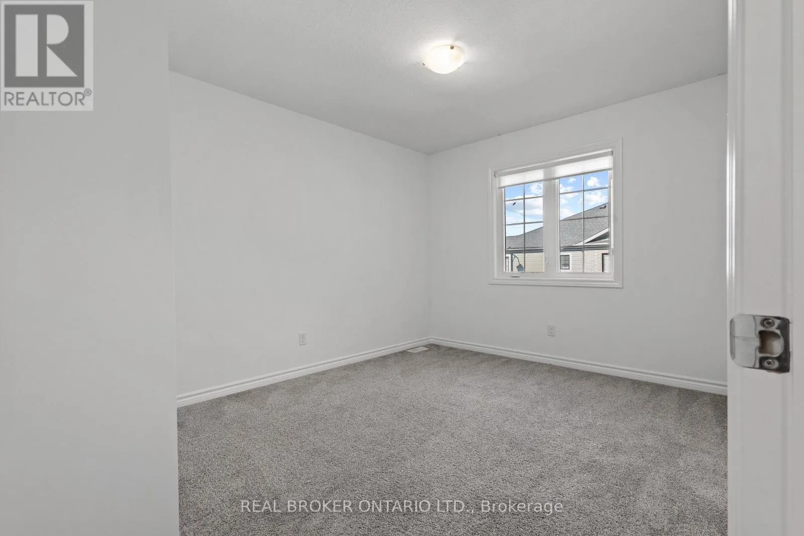 91 WOODEDGE CIRCLE