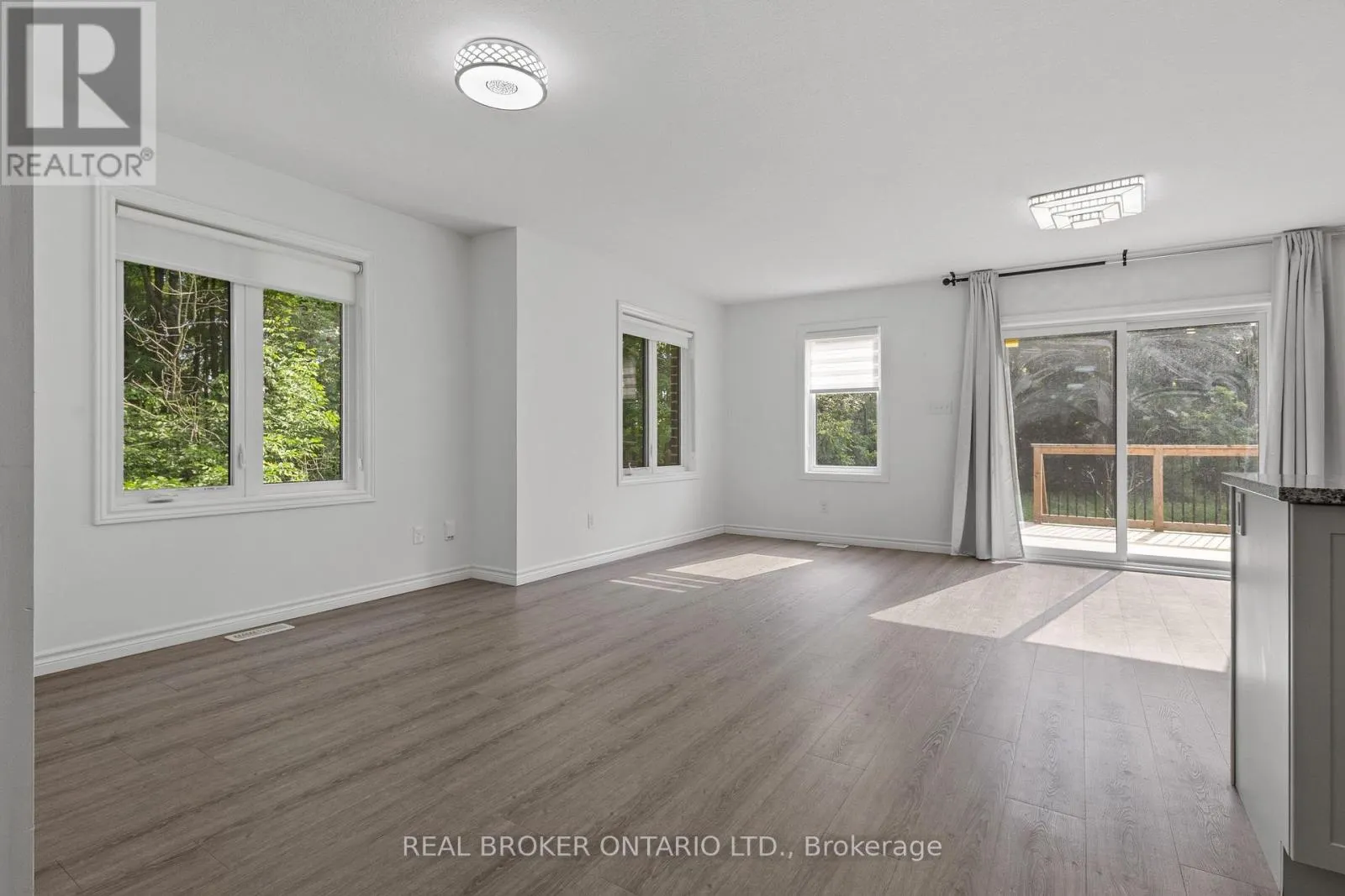 91 WOODEDGE CIRCLE