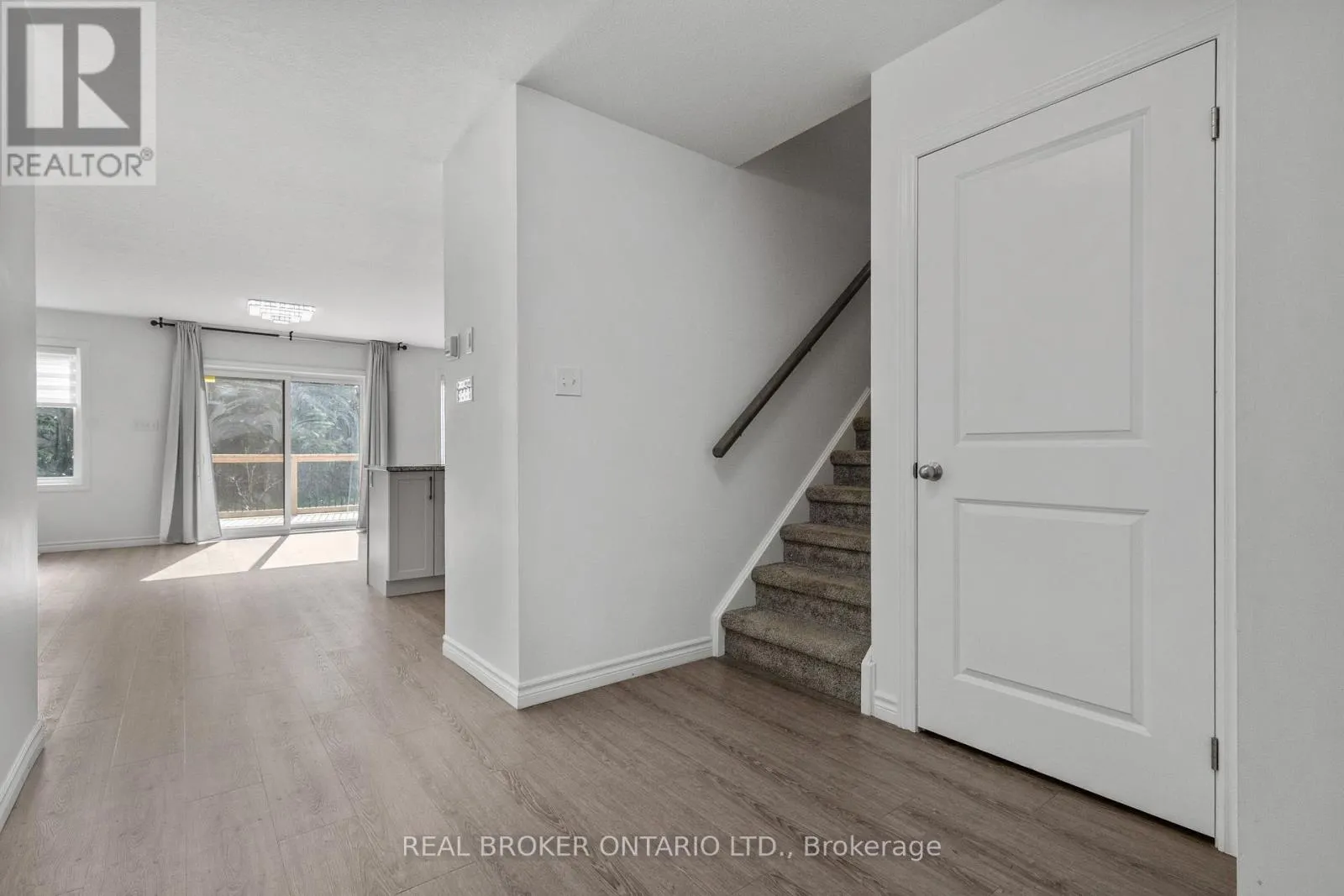 91 WOODEDGE CIRCLE