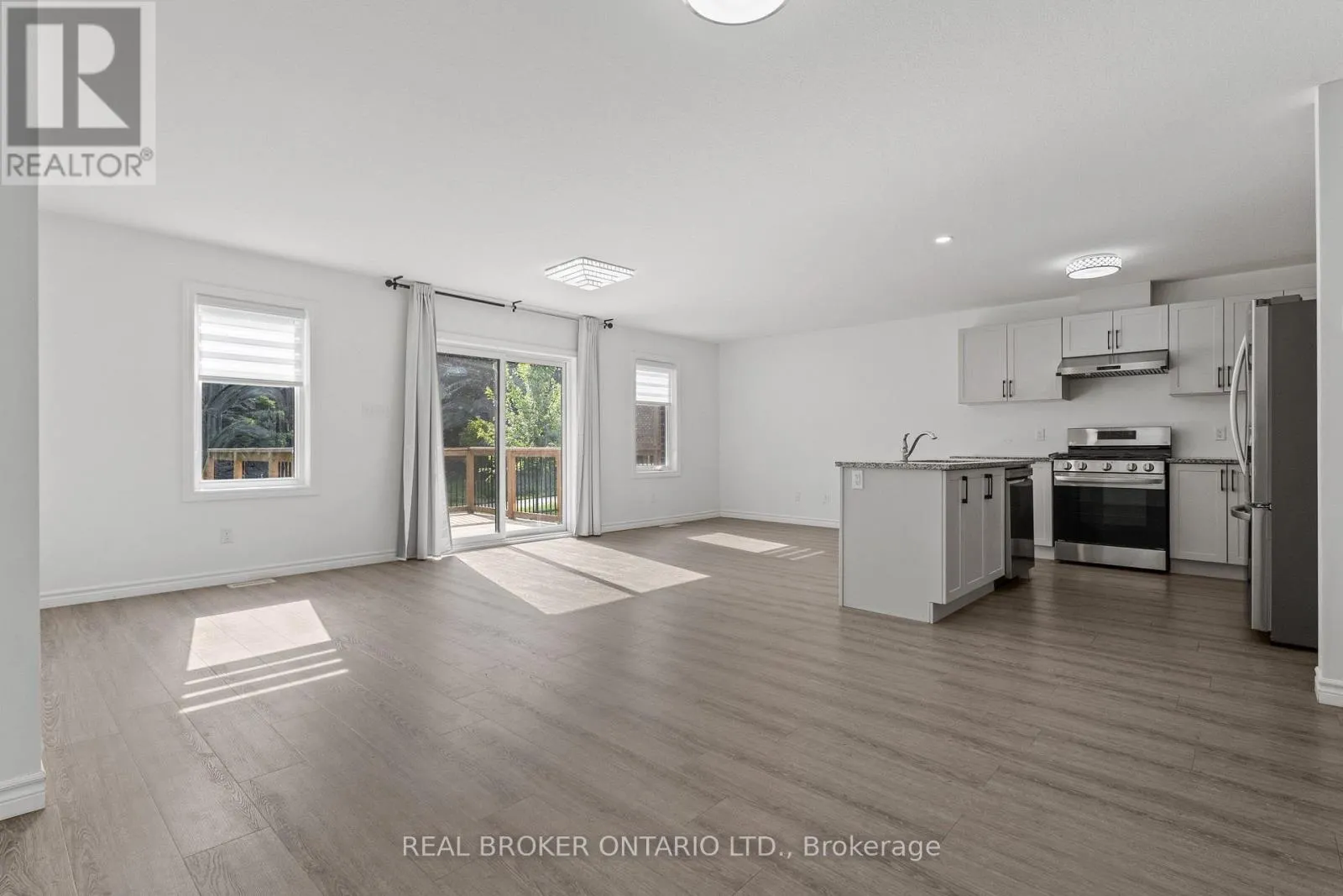 91 WOODEDGE CIRCLE