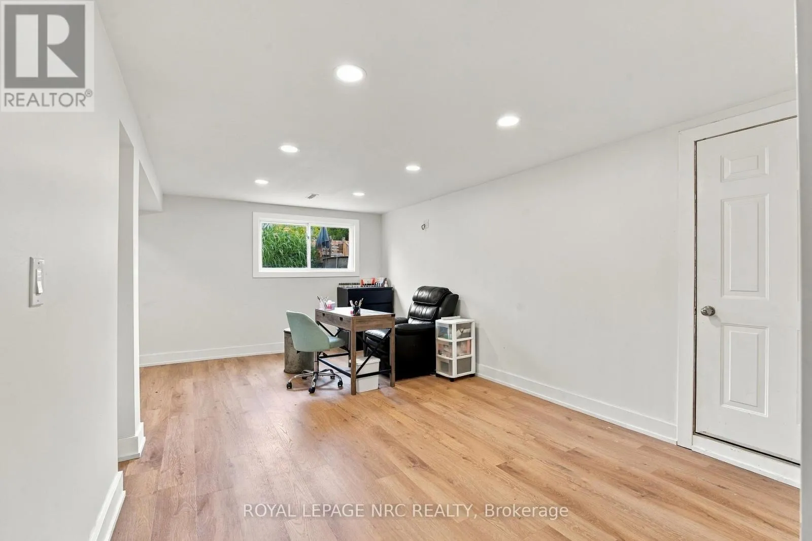 26 PINEHURST DRIVE