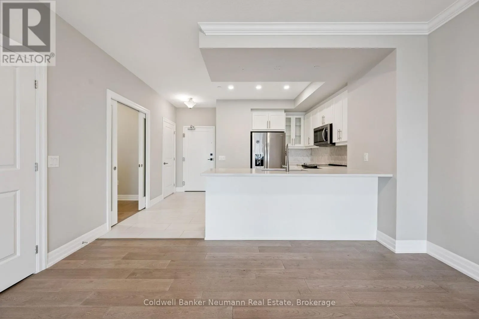 908 - 1880 GORDON STREET #908