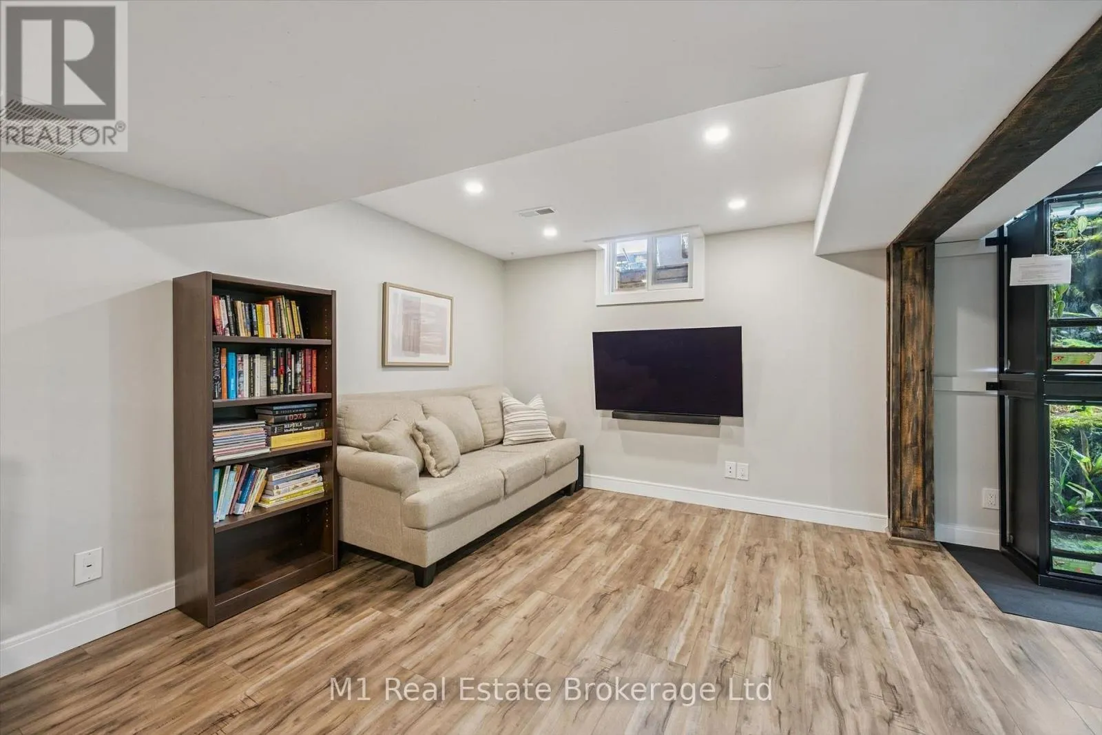 53 JOHANNA DRIVE