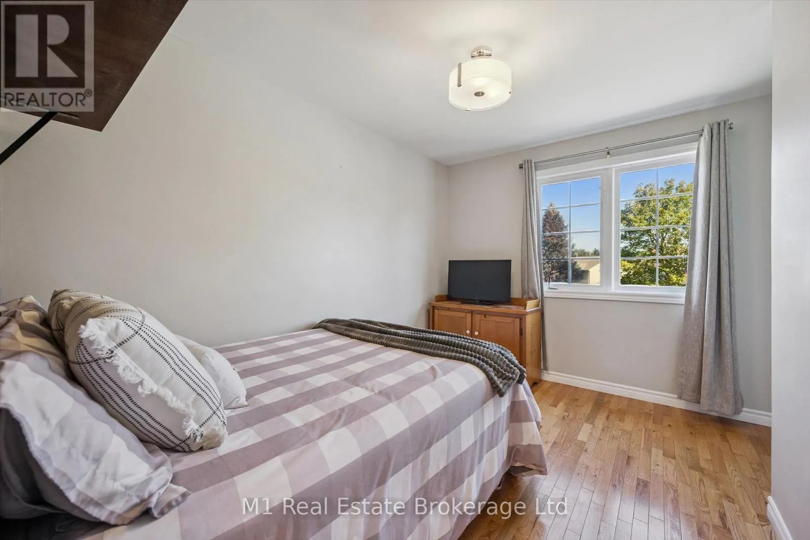 53 JOHANNA DRIVE